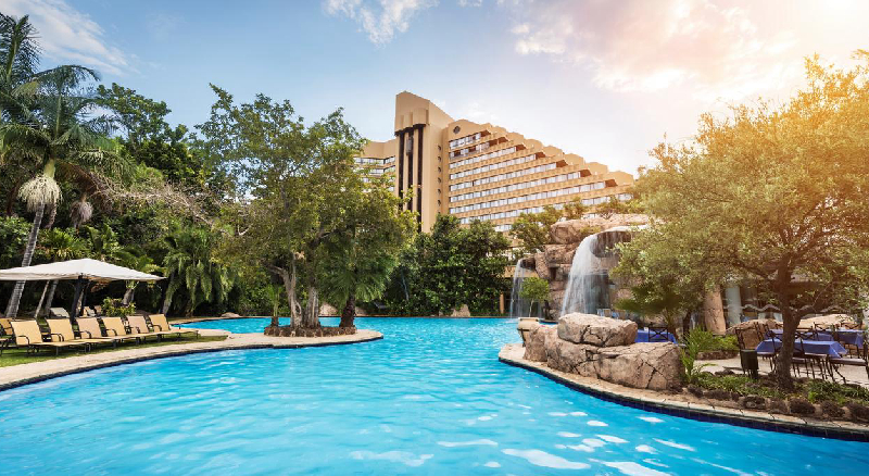 Cascades Hotel course