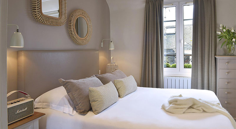 Hotel Le Fer a Cheval Room