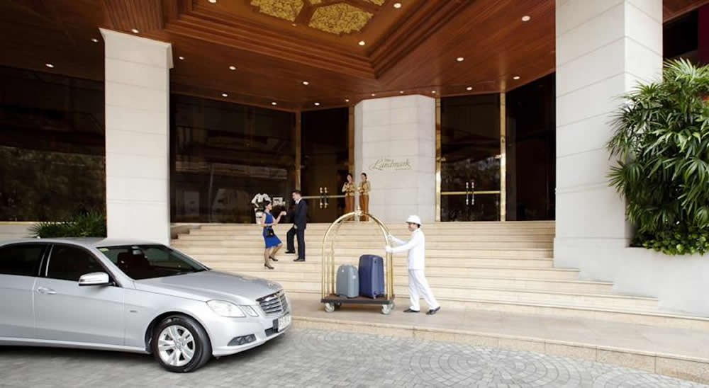 Landmark Hotel the impressive front entrance to the Landmark Hotel - Bangkok
