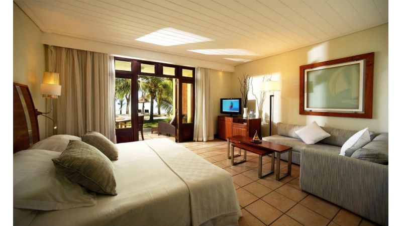 Paradis Beachcomber Golf Resort & Spa